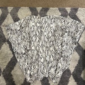 Snake print kimono